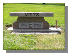 Metz Bench